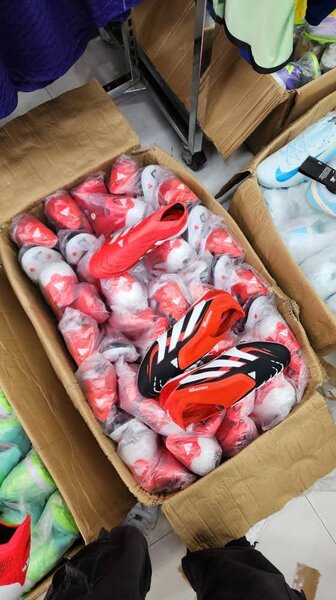 ADIDAS PREDATOR