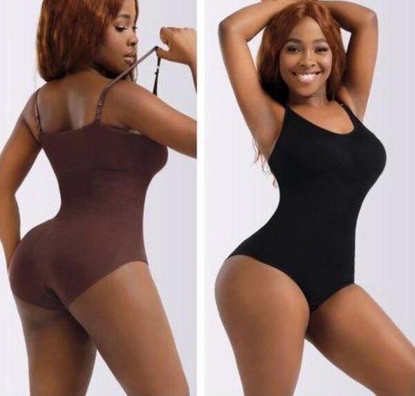 Body femme sculptant