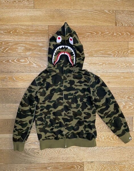 Sweat camouflage requin A Bathing Ape