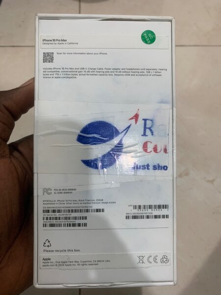 New iPhone 16pro max 256gb