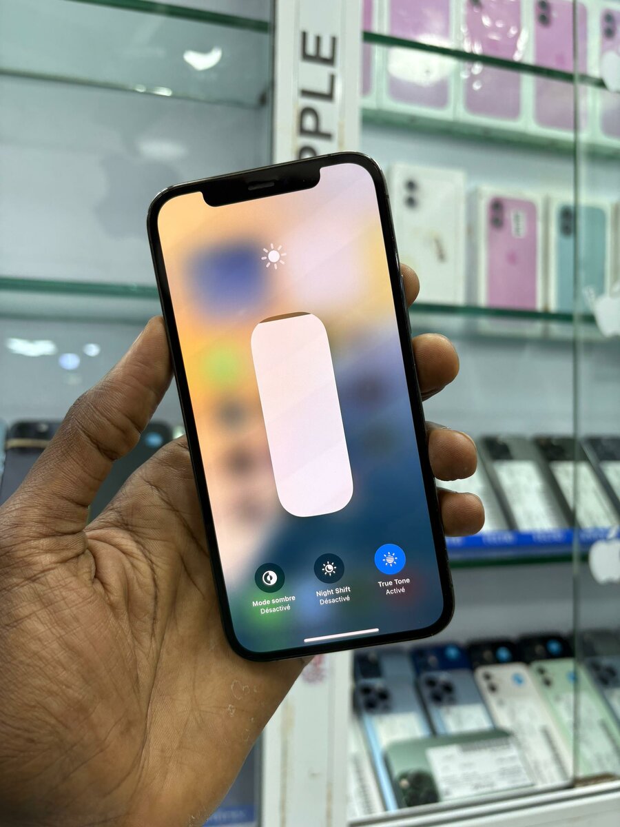 Disponible 12 Pro 256go Casi r