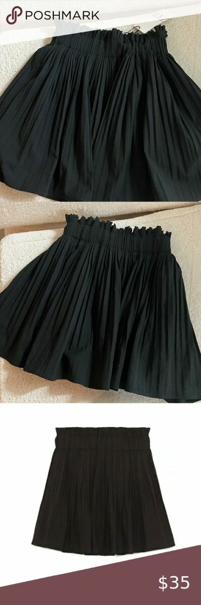 Jupe Plissée Noire Chic