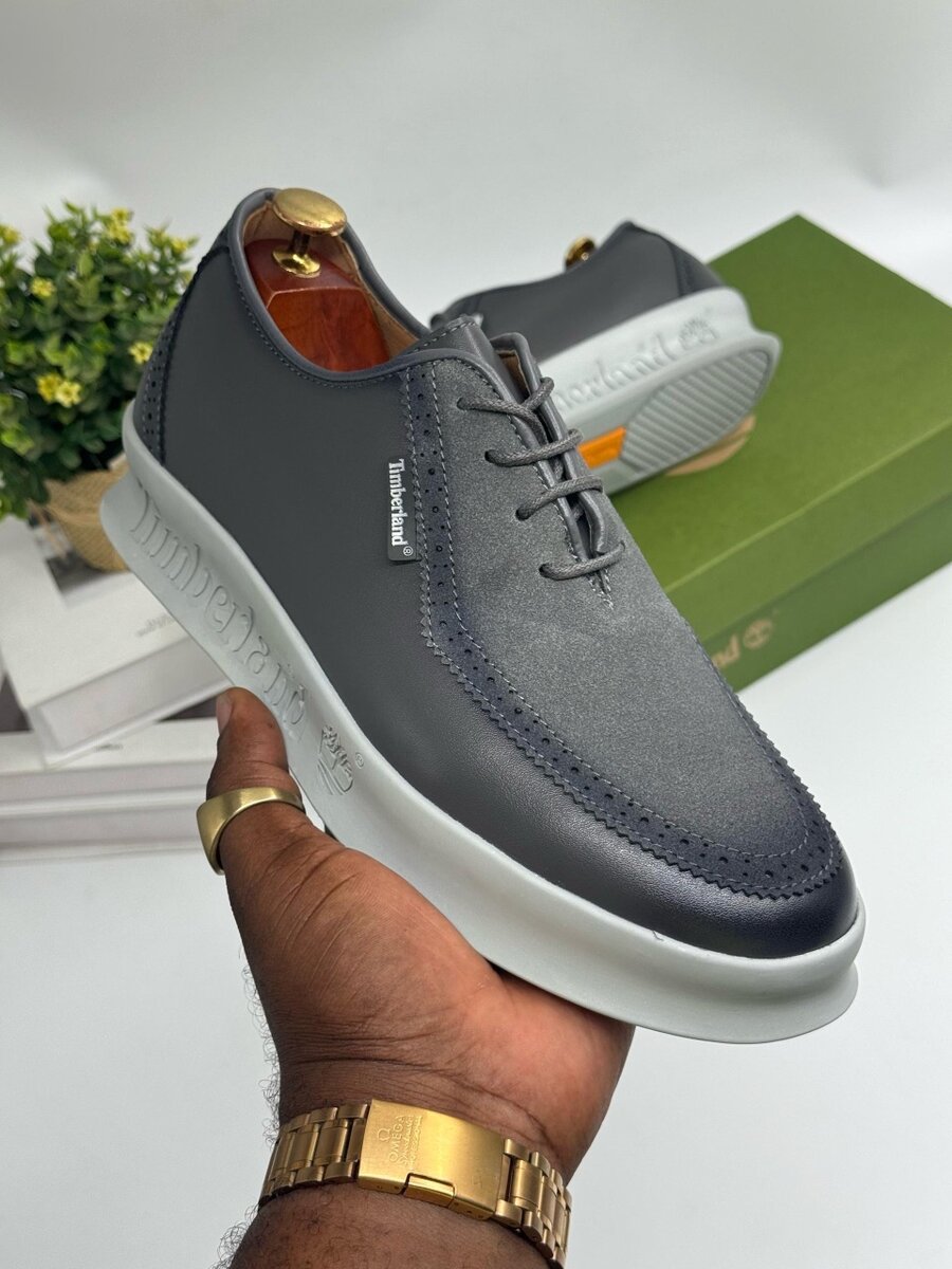 TIMBERLAND ALL GREY