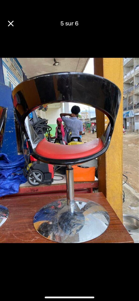 Chaise Design Rétro Moderne