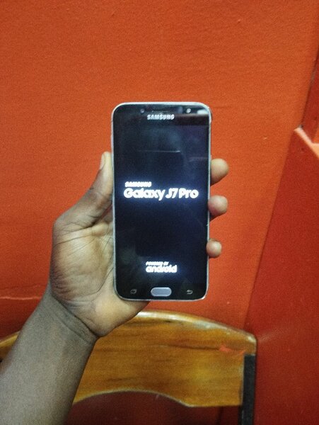Samsung Galaxy J7 pro