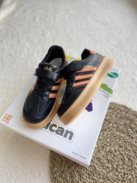 Кроссовки Samba Adidas реплика люксовая