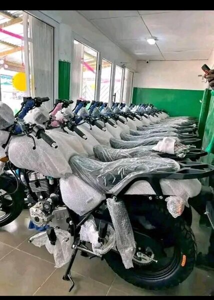 Motos neuves en stock