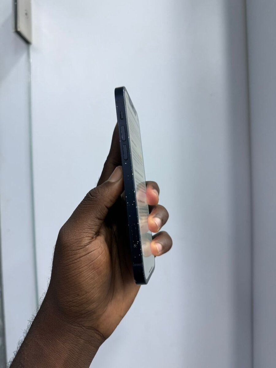 iPhone 12 64 giga neuf