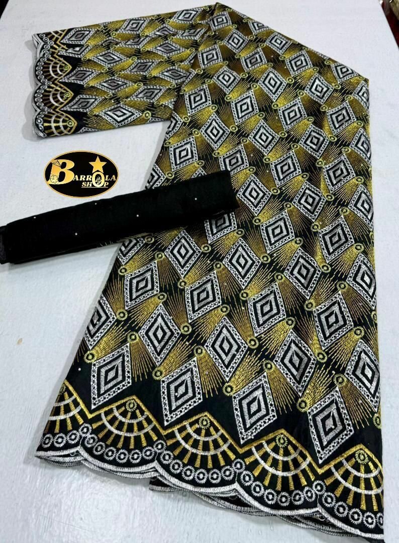 Ensemble de pagne africain vibrant