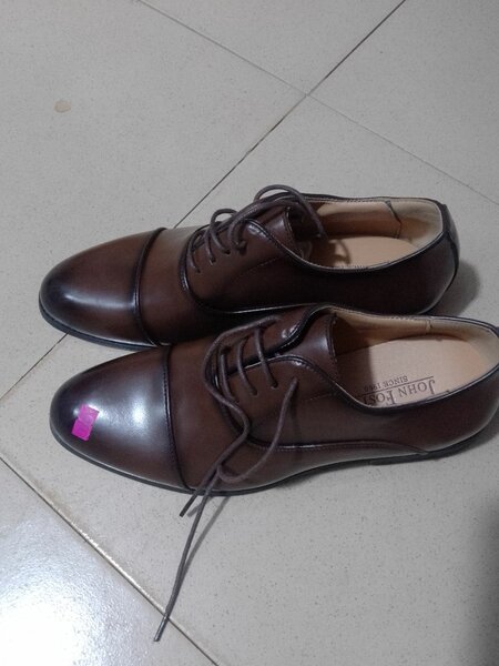 Men's shoes