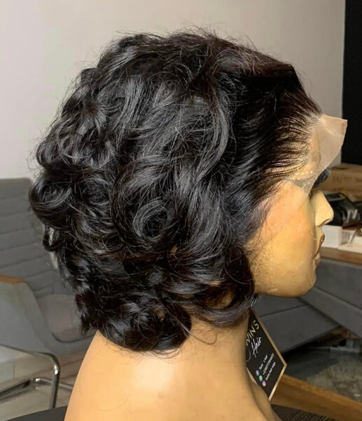 Perruque Bouclée en Dentelle