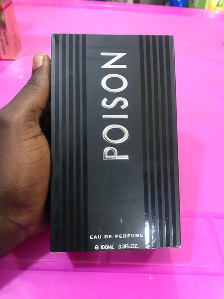 Poison perfume