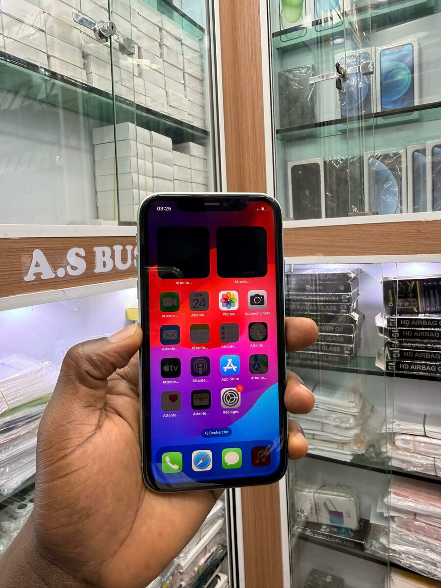 iPhone 11 simple sans ID