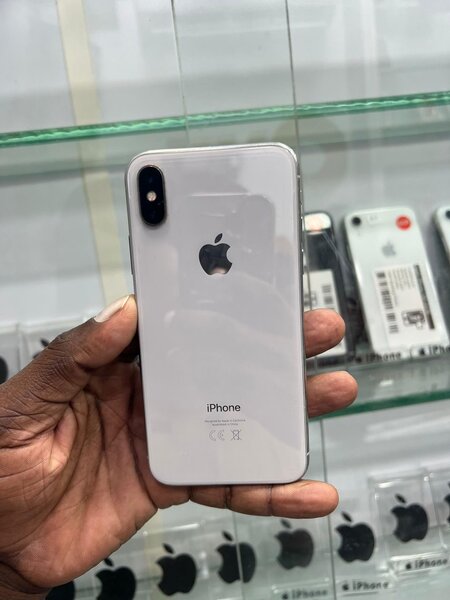 iPhone X 64 Go