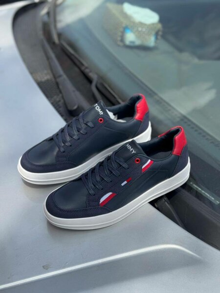 Tommy hilifiger