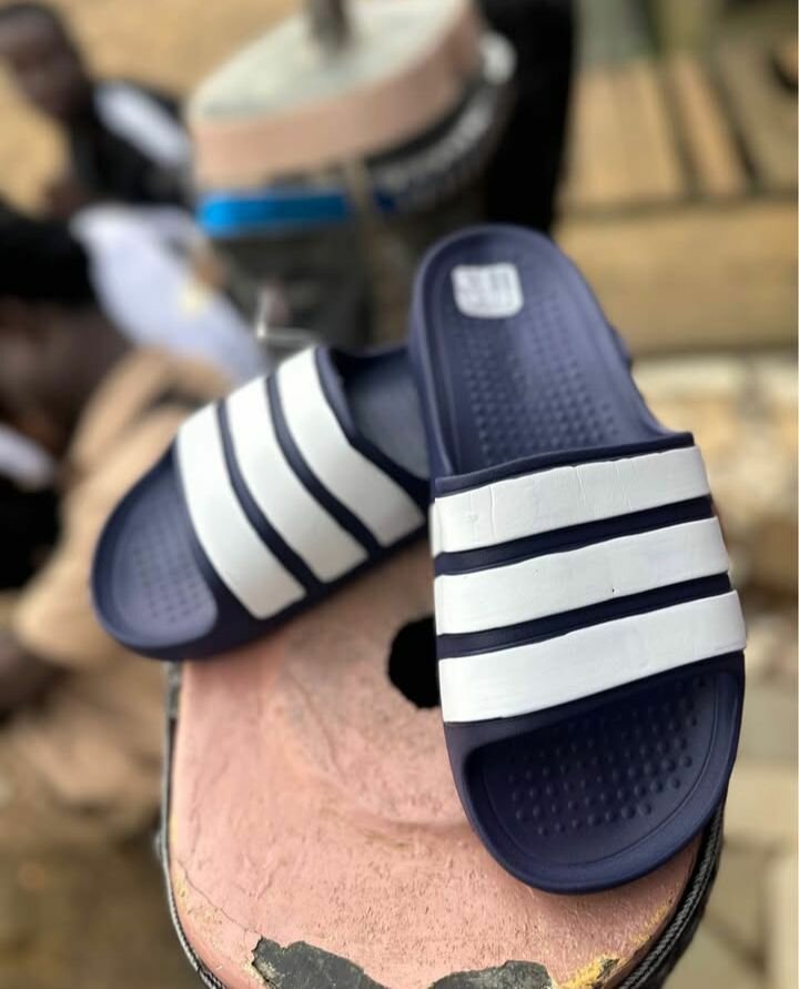 Claquettes Unisexes Antidérapantes