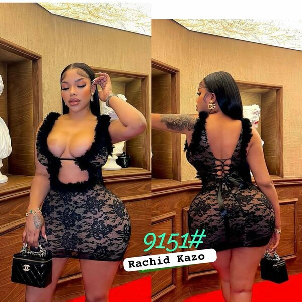 Robe en dentelle noire sexy