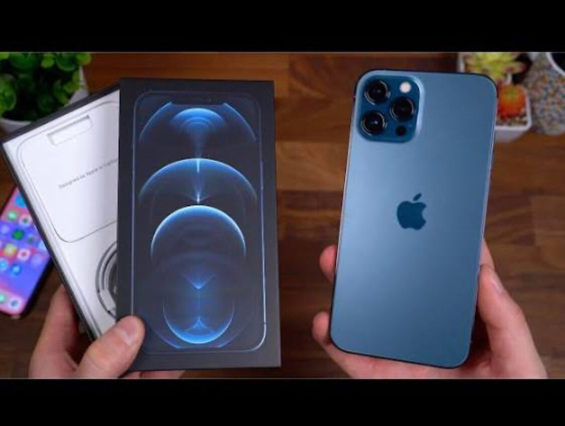 iPhone 12 Pro Max Bleu