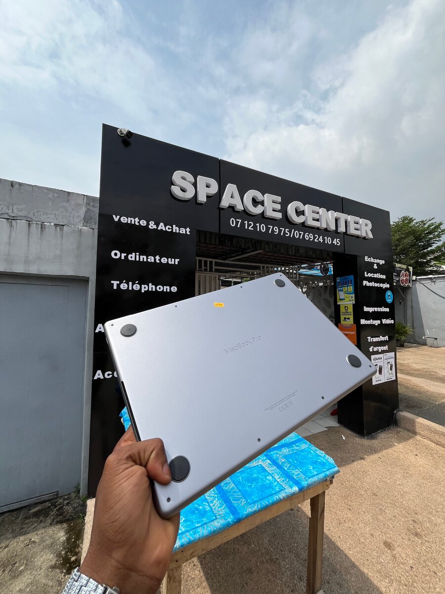 MacBook Pro 2023, 14 pouces