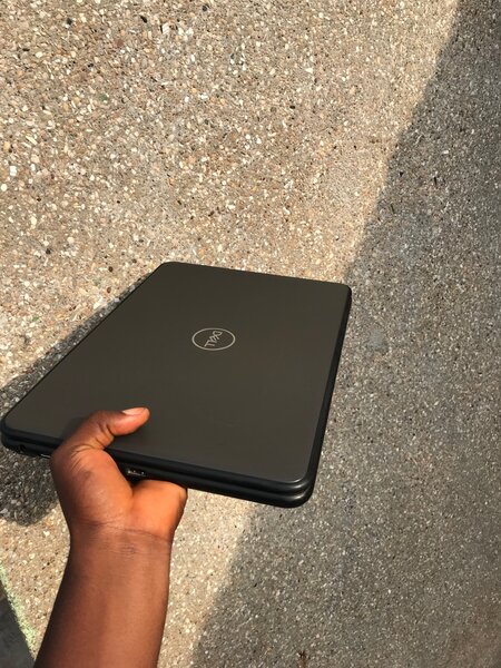 *Dell latitude 3310 *Intel Pentium 5th gen  *16 giga Ram ddr