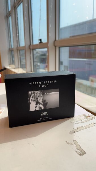 Zara Vibrant leather and OUD (2x 60ml)