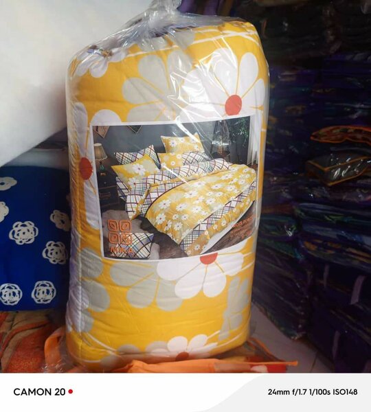 Couettes 3 places + 2 taies