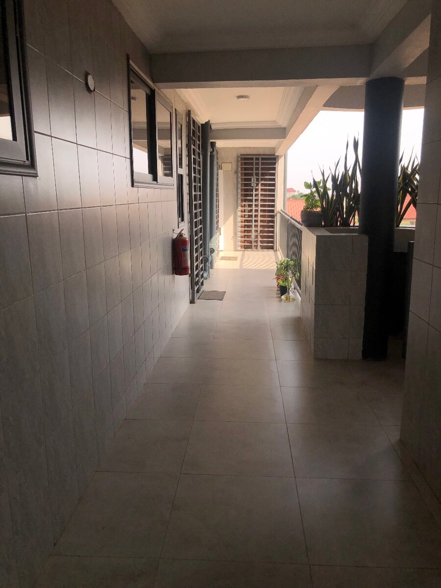 Apartments for Rent-Lakeside, Community 1