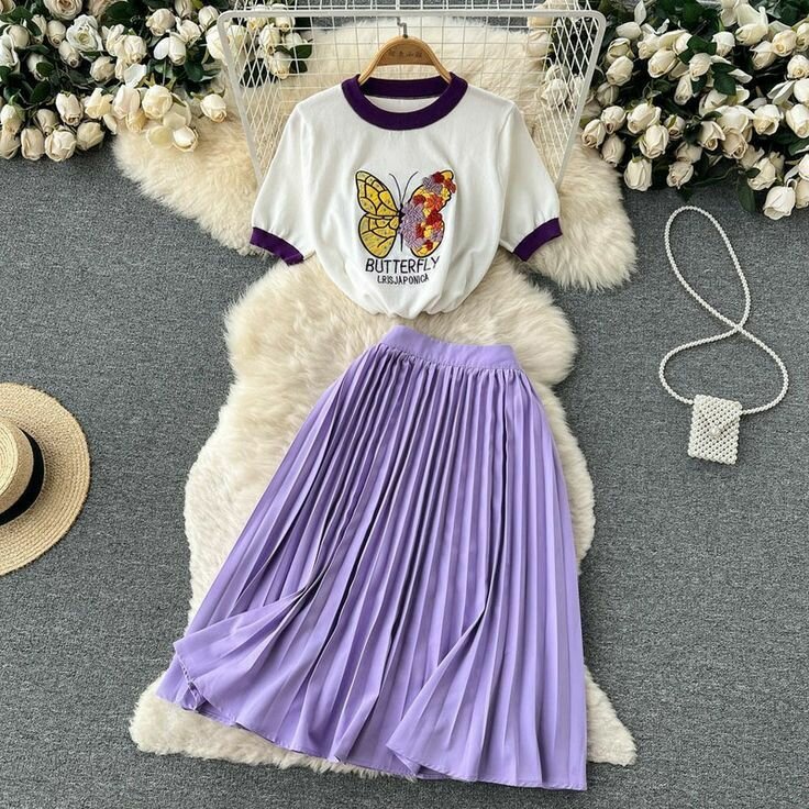 Knitted Embroidery Blouse And Pleated Long Skirt