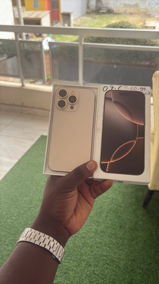 IPhone 16 pro simple