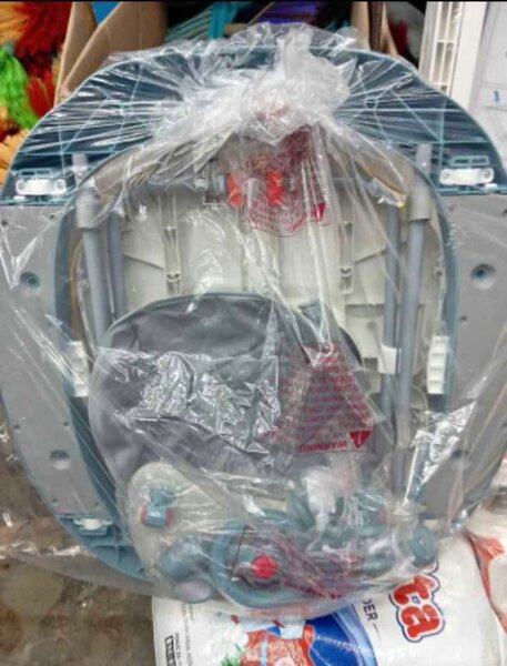 Nid pour bébé avec moustiquaire