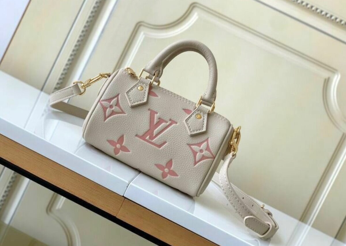 LV PURSE