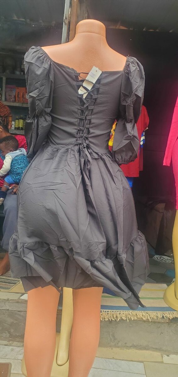 Ladies dress