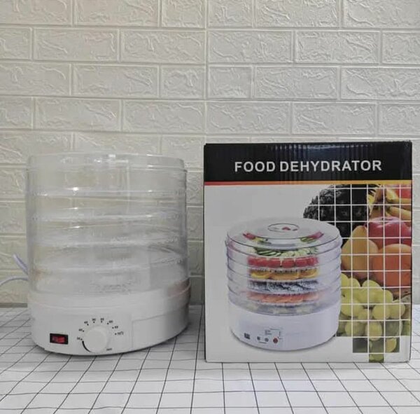 5 Leyers food dehydrator