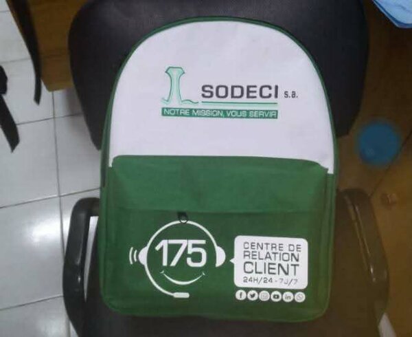 Sacs à dos colorés personnalisés