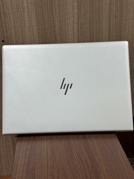 Laptop HP EliteBook 14 pouces