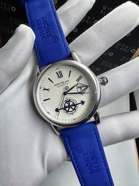 MONTRE MONT-BLANC