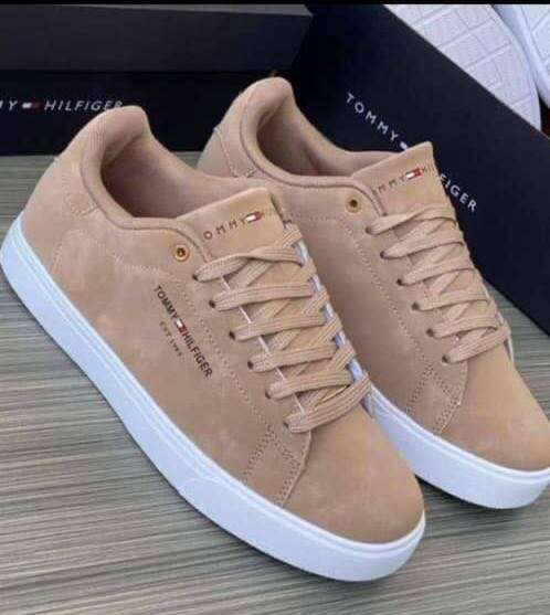 Tommy Hilfiger sneakers