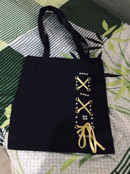 Tote bags
