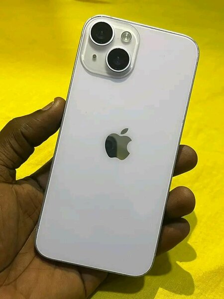 iPhone dernière génération blanc