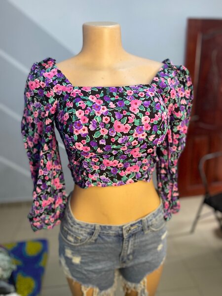 Top court imprimé graphique