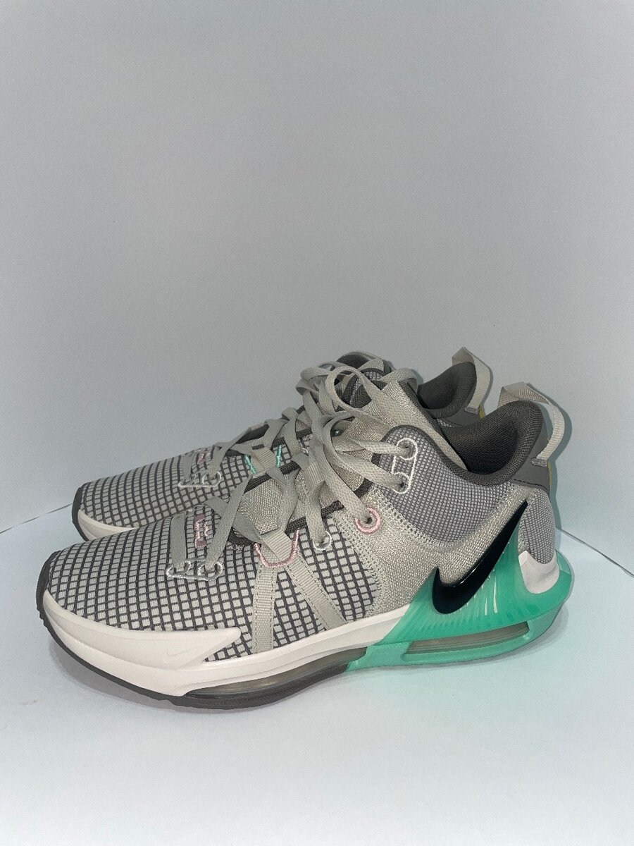 Nike Air Zoom BB NXT