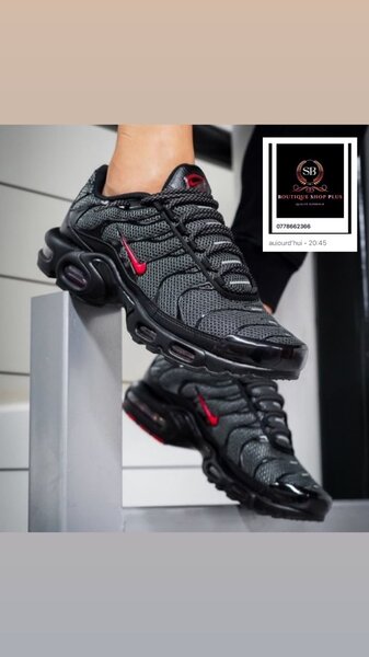 Basket NIKE TN authentique avec sa boîte