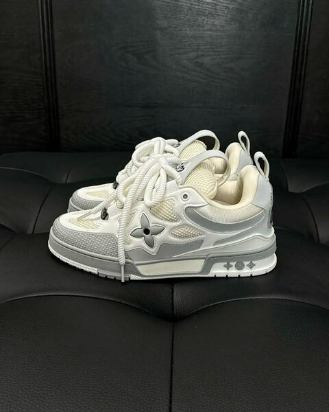 Sneakers Louis Vuitton Édition Limitée