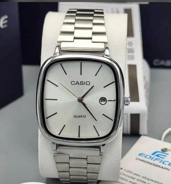 Montre Casio en acier inoxydable