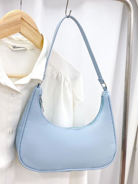 Minimalist Zip-Up Baguette Bag - Women Shoulder Bags - Beige