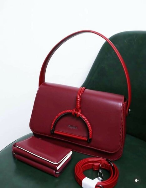 Sac à main cuir élégant