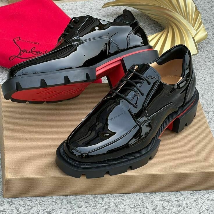CHRISTIAN LOUBOUTIH  SHOES