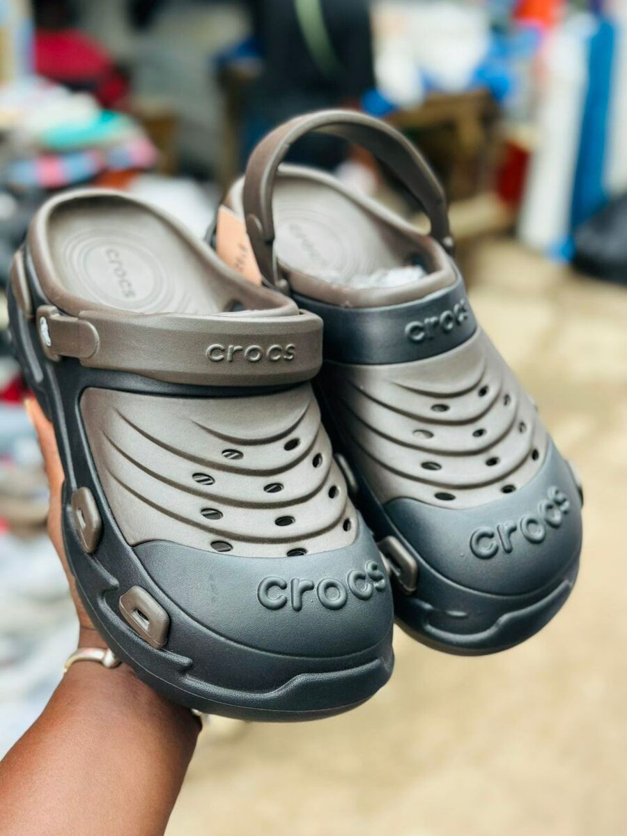 Sandales légères Crocs unisexes