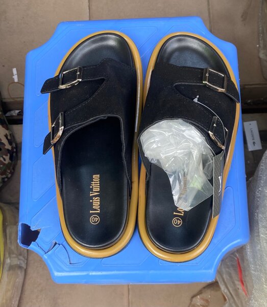 Sandales Louis Vuitton