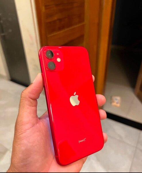 iPhone 11 Red